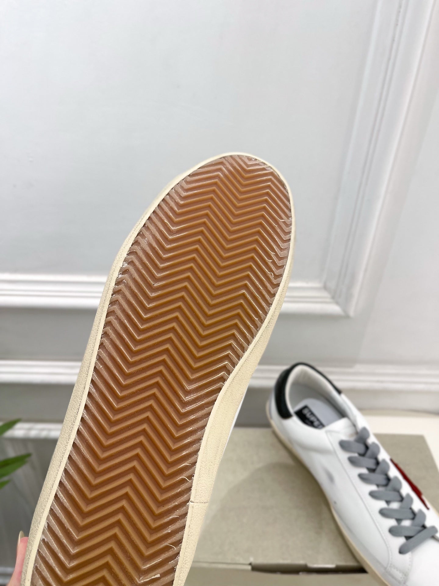 Golden Goose 26s Super-Star Red Star White Leather 947751