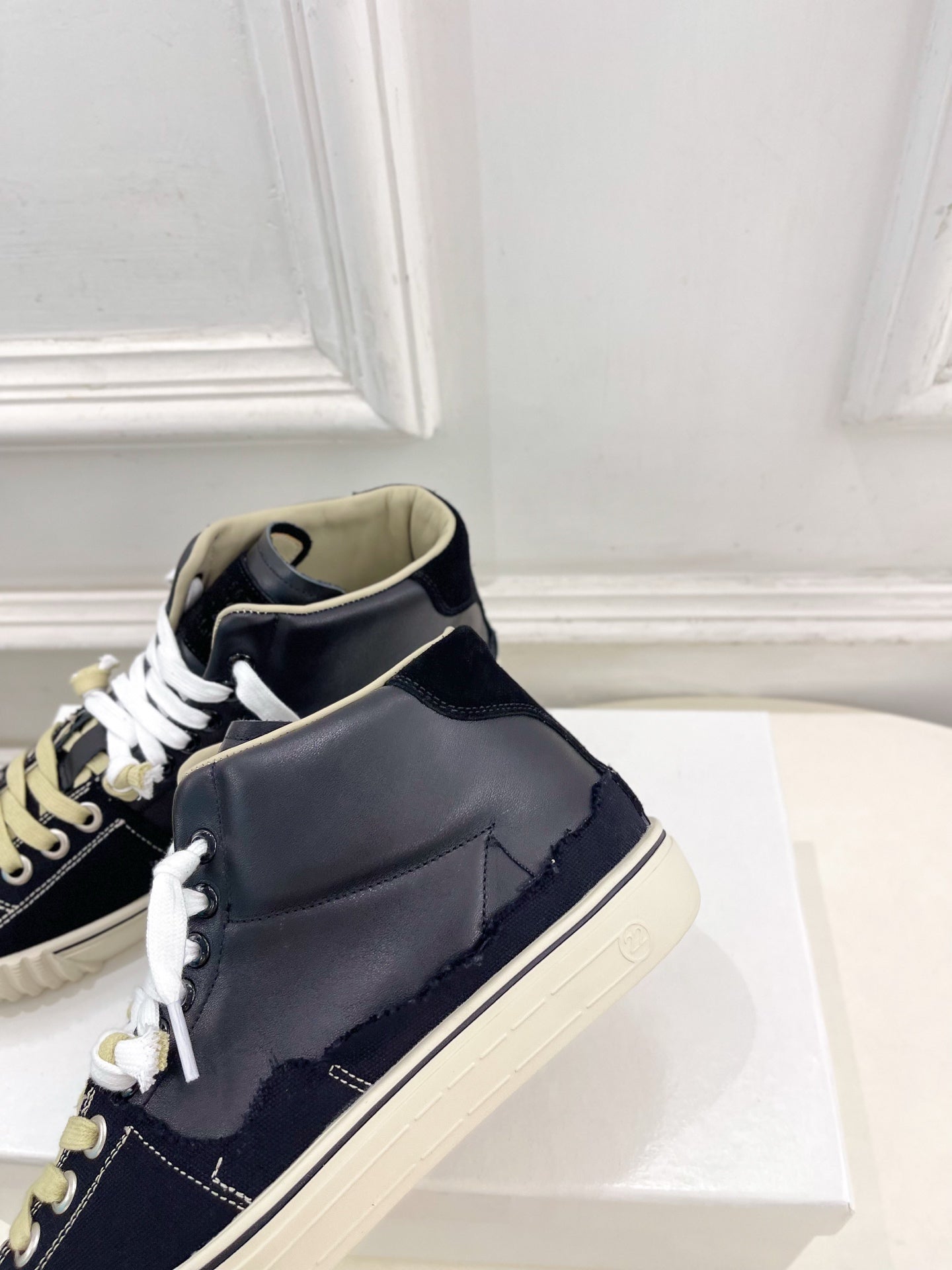 MM6 26s New Evolution Mid-Top Sneakers Black Canvas Calfskin 947481