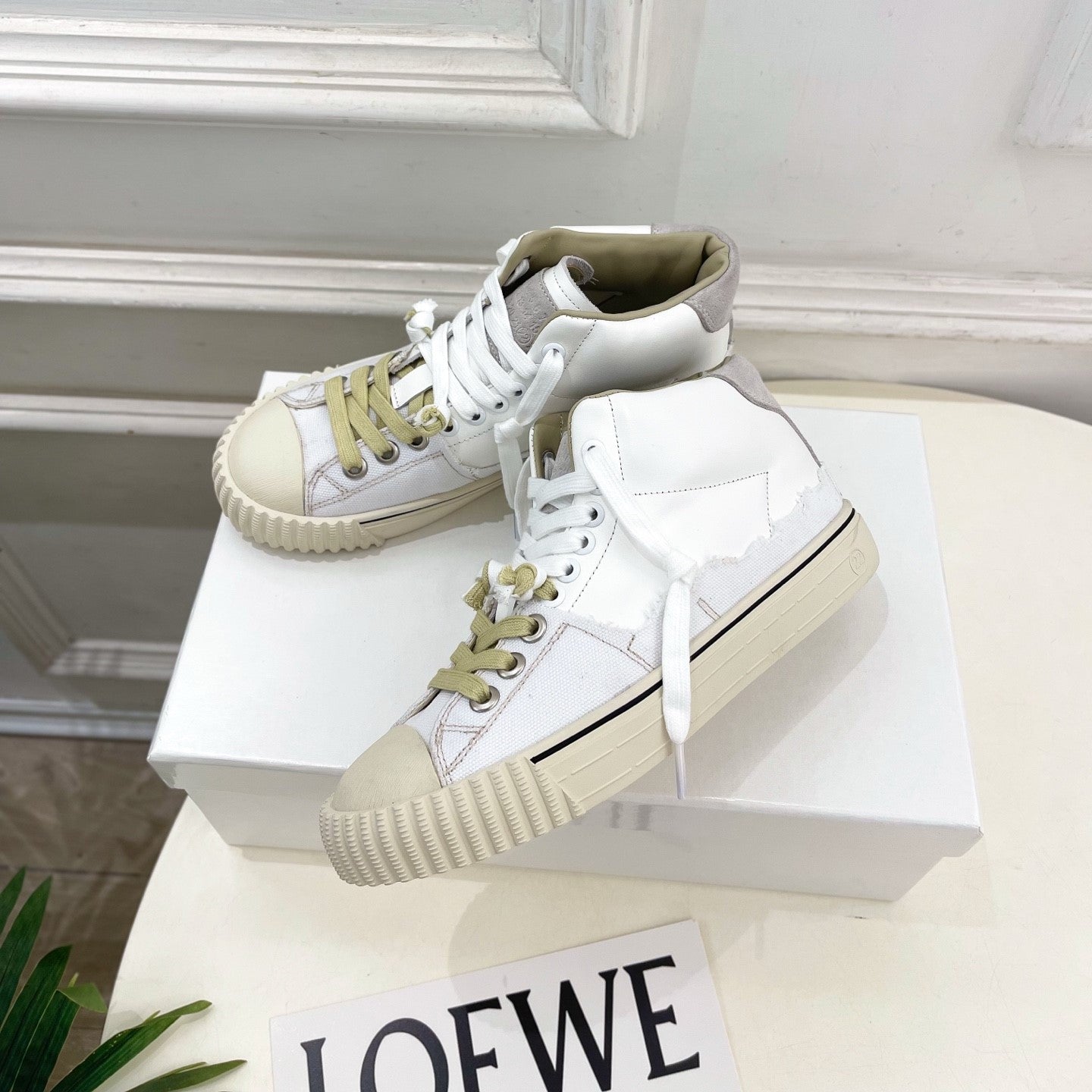 MM6 26s New Evolution Mid-Top Sneakers Cream Canvas Calfskin 947483