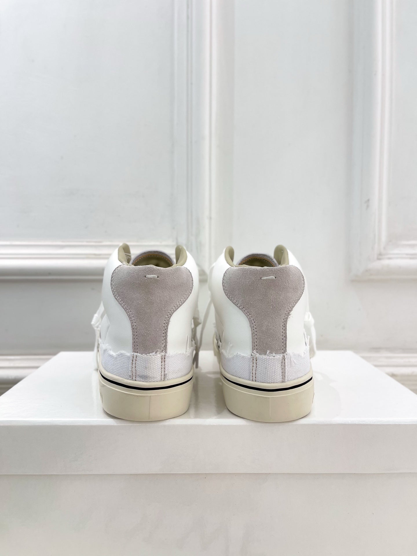 MM6 26s New Evolution Mid-Top Sneakers Cream Canvas Calfskin 947483