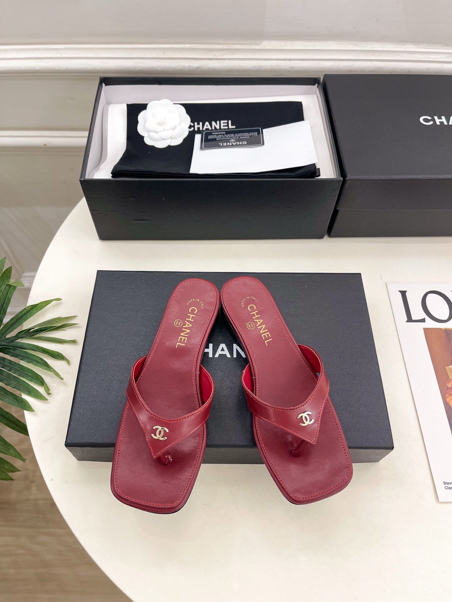 CC 26s Square Toe Thong Sandals Burgundy Leather 946867