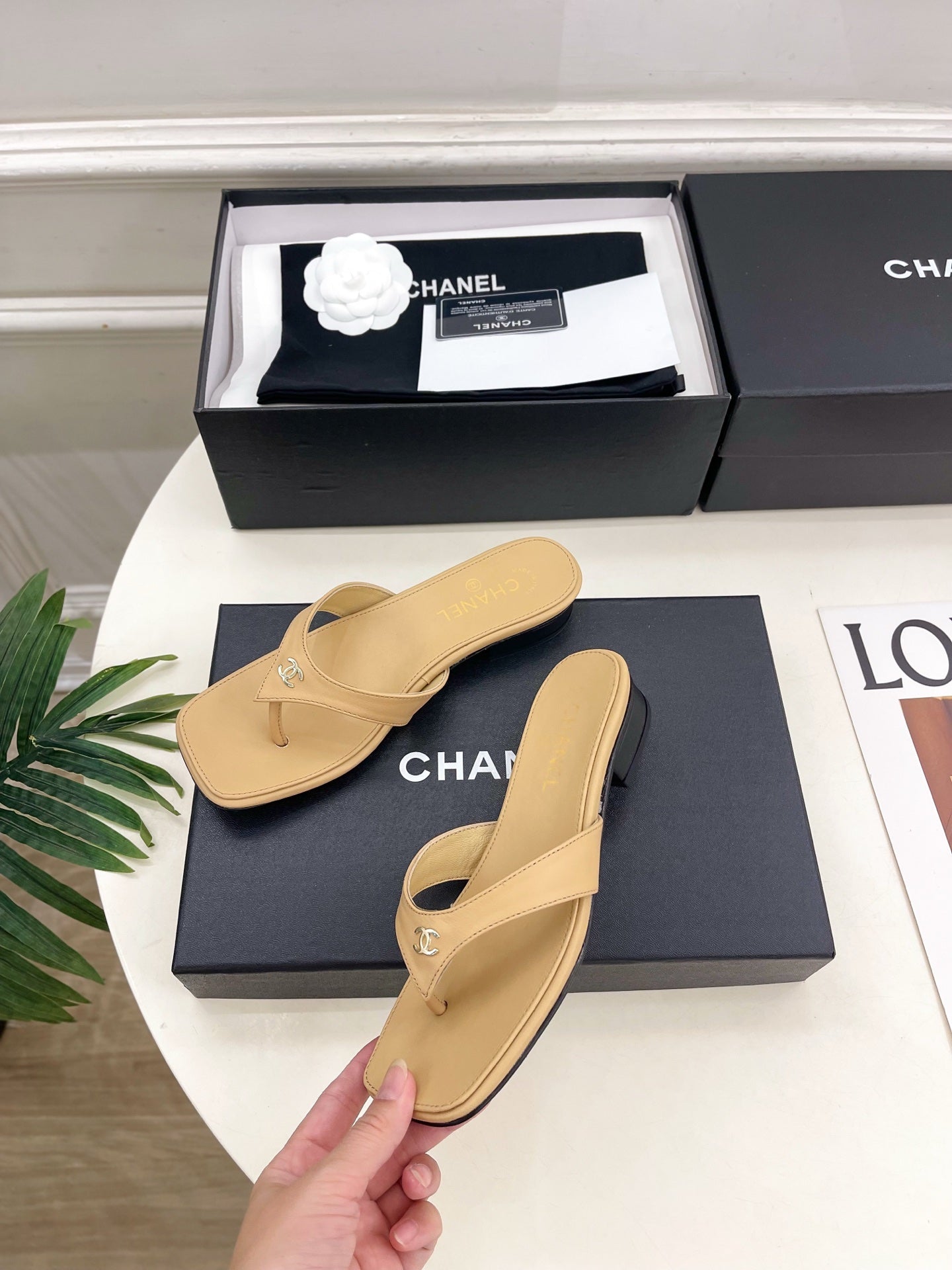 CC 26s Square Toe Thong Sandals Beige Leather 946868