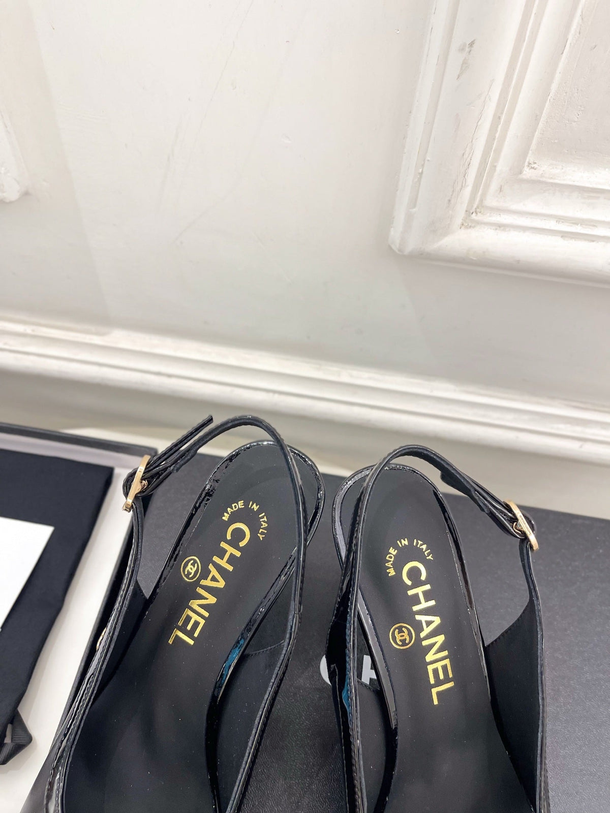 CC 26s Slingbacks Conic Heel 9cm Black Leather 946881