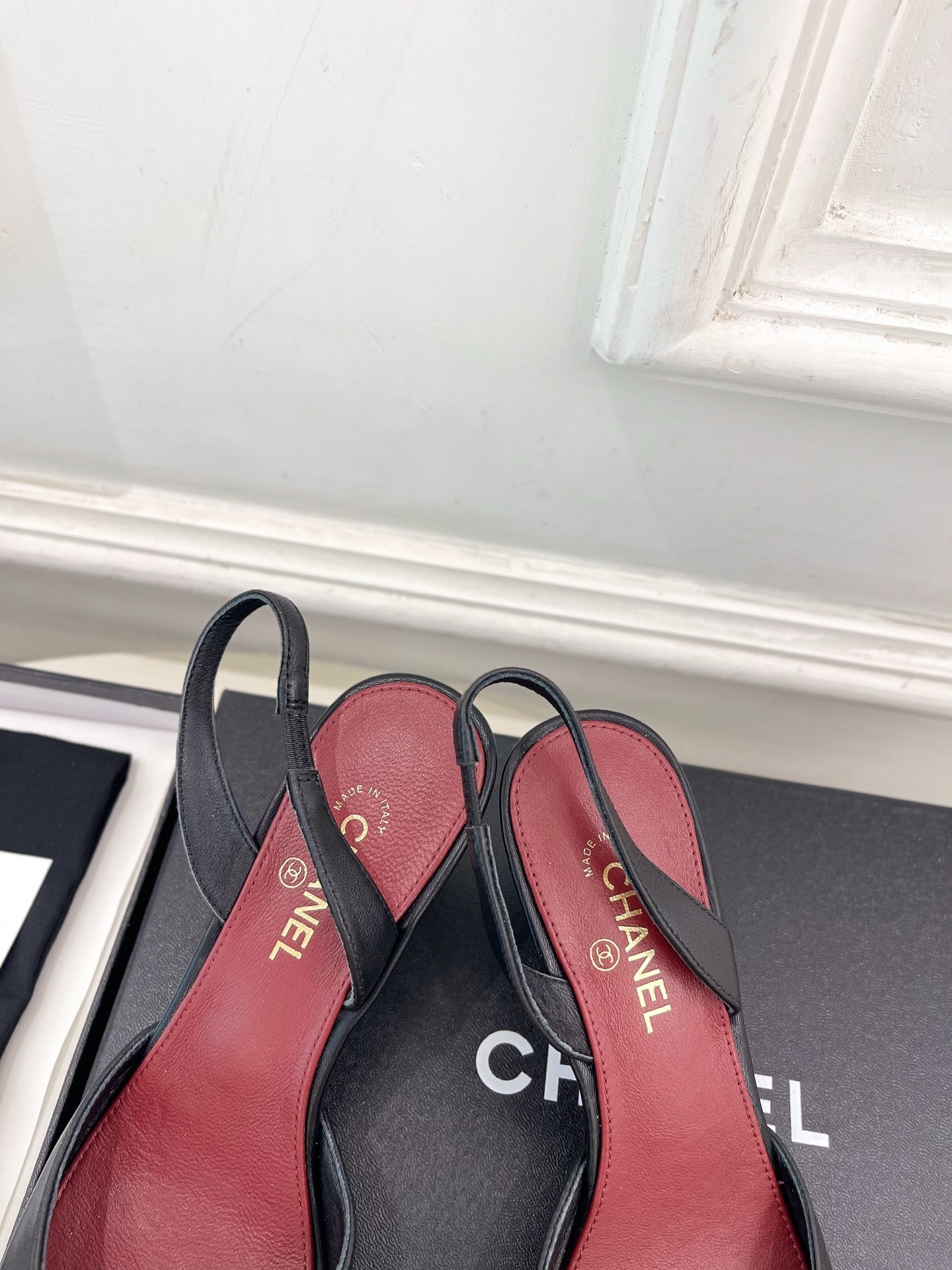 CC 26s Square Toe Slingback 6.5cm Black Leather 946907