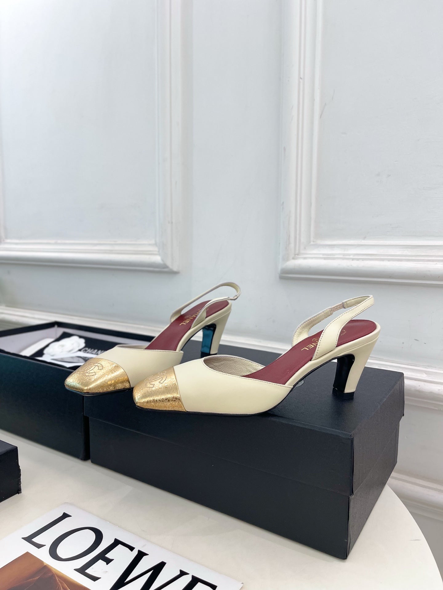 CC 26s Square Toe Slingback 6.5cm Gold Cream Leather 946913