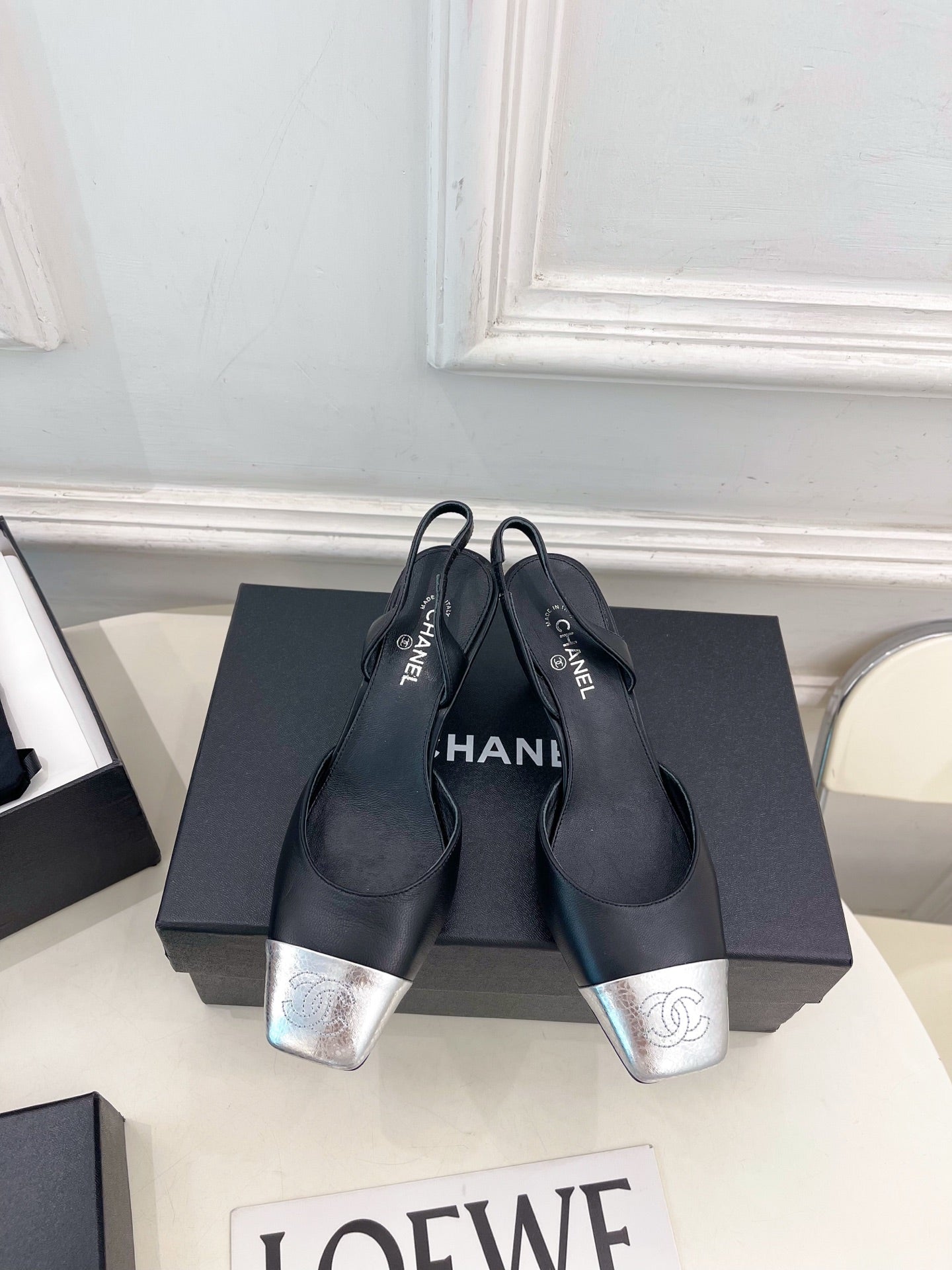 CC 26s Square Toe Slingback 6.5cm Sliver Black Leather 946914