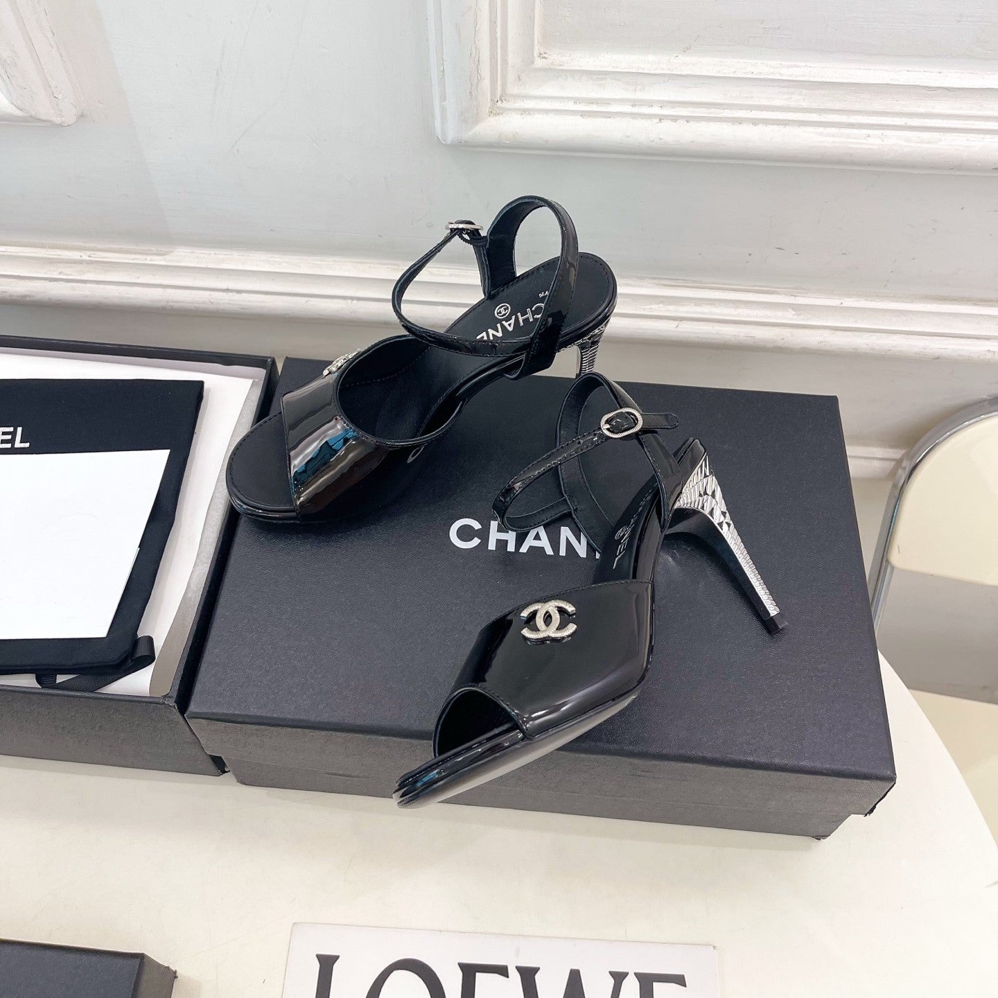 CC 26s Métiers d'Art Mary Jane Sandals 9cm Black Patent Leather 946926