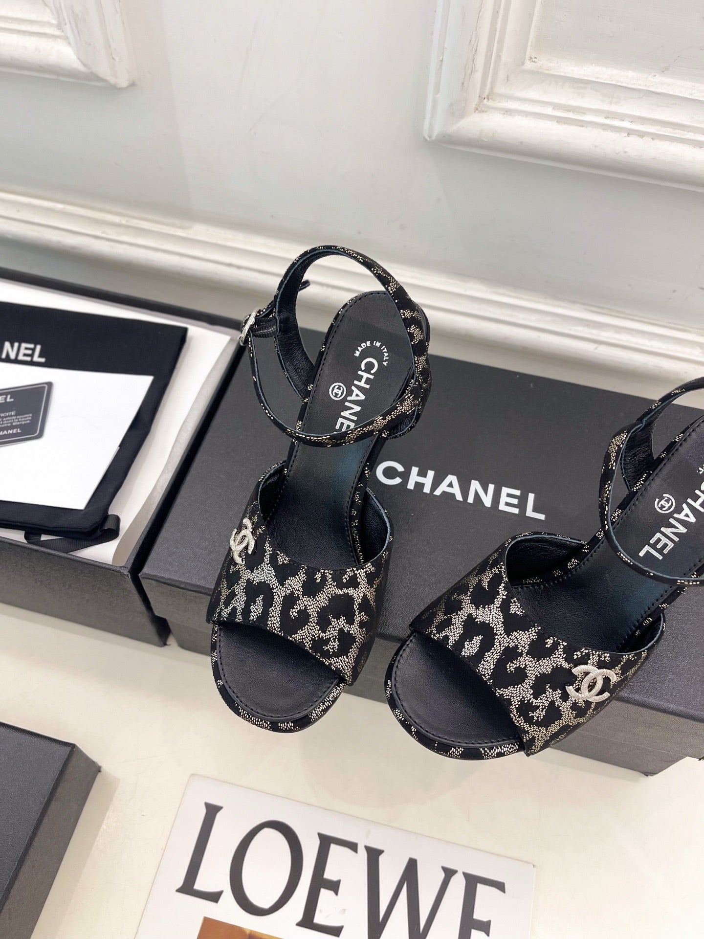 CC 26s Métiers d'Art Mary Jane Sandals 9cm Black Leopard Glitter Fabric Leather 946930