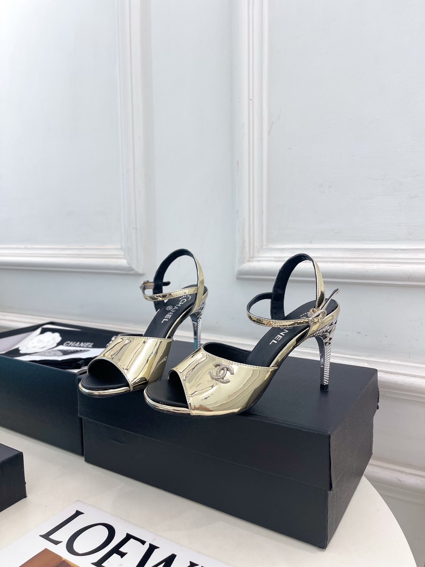 CC 26s Métiers d'Art Mary Jane Sandals 9cm Light Gold Patent Leather 946931