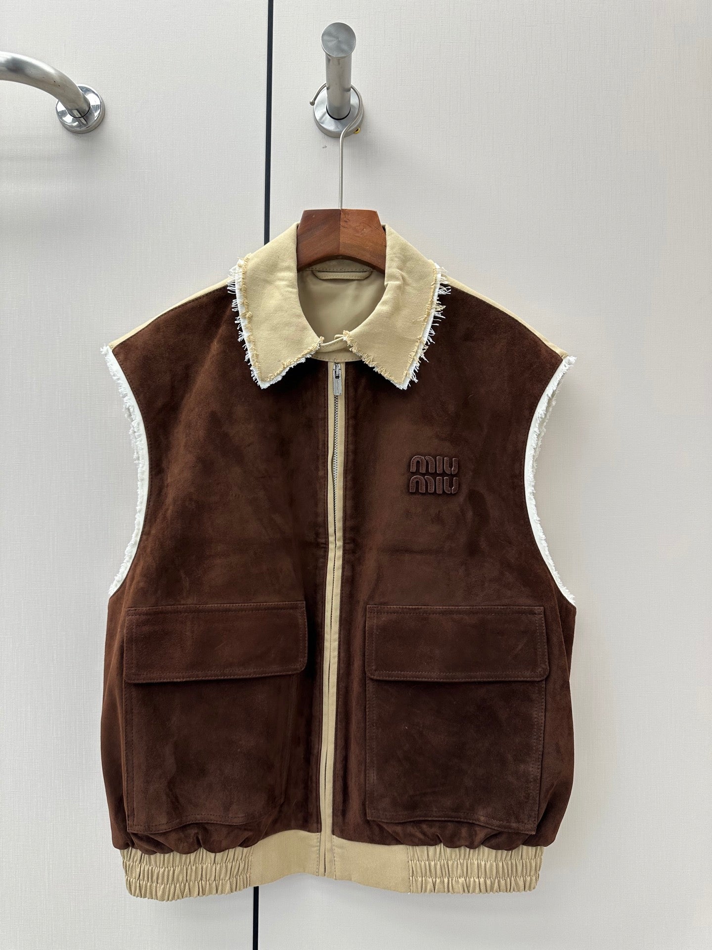Miu 26s Vest Waxed Suede Leather 420984