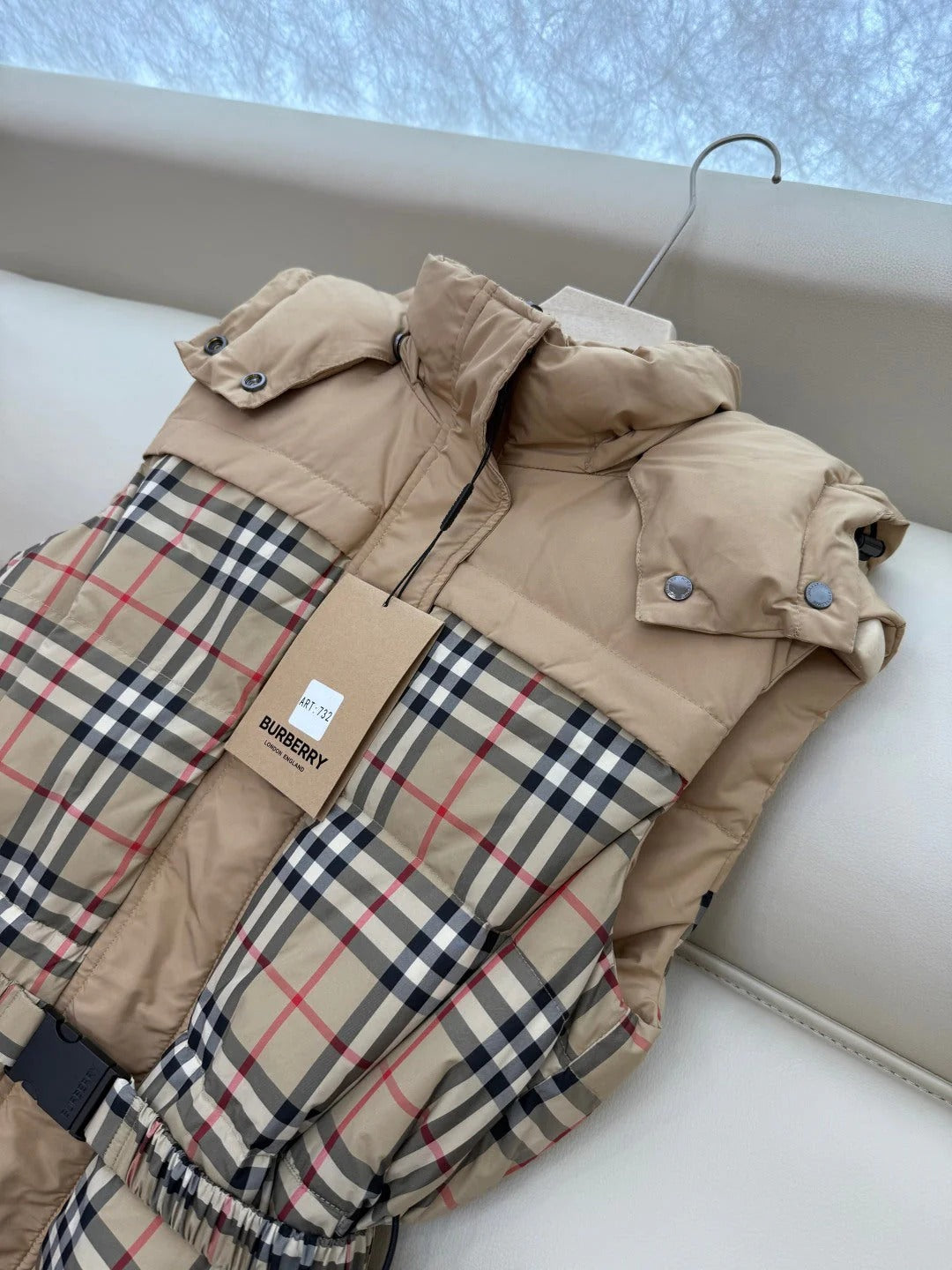 BURBERRY 25S PUFFER VEST 151