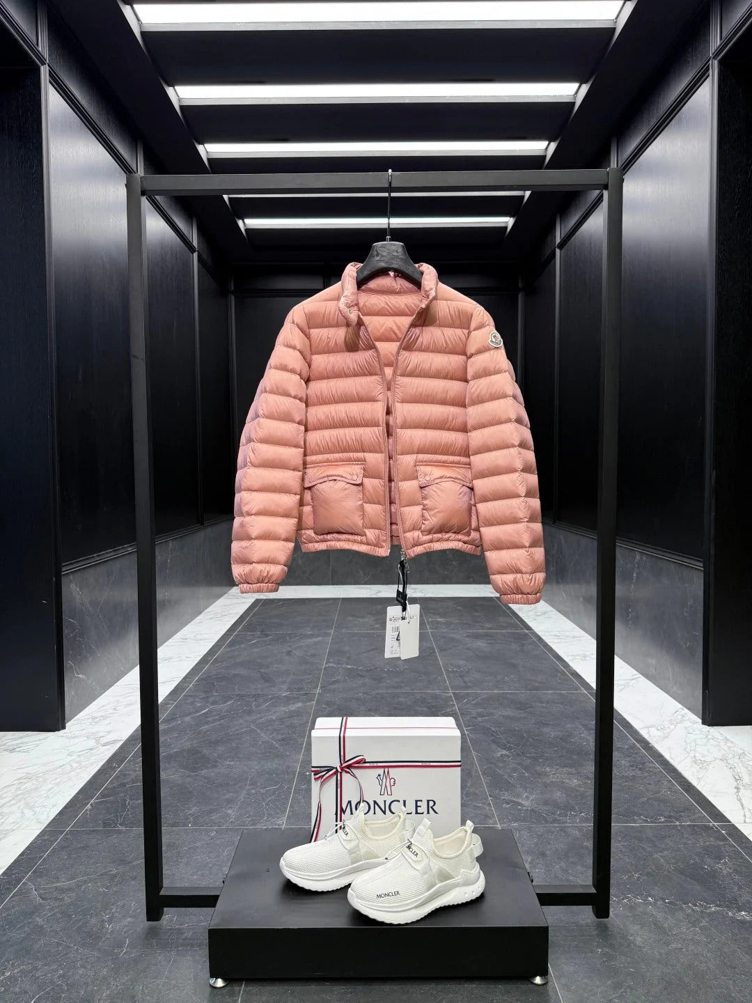 MONCLER 25S JACKET 023