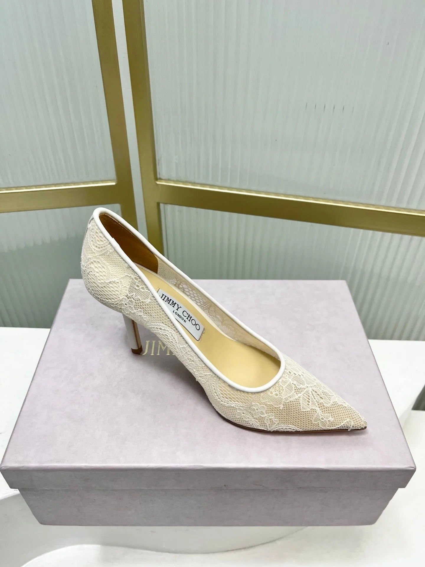 Jimmy 26s Heel Pump 85 Ivory Beige Lace Sheepskin 605950