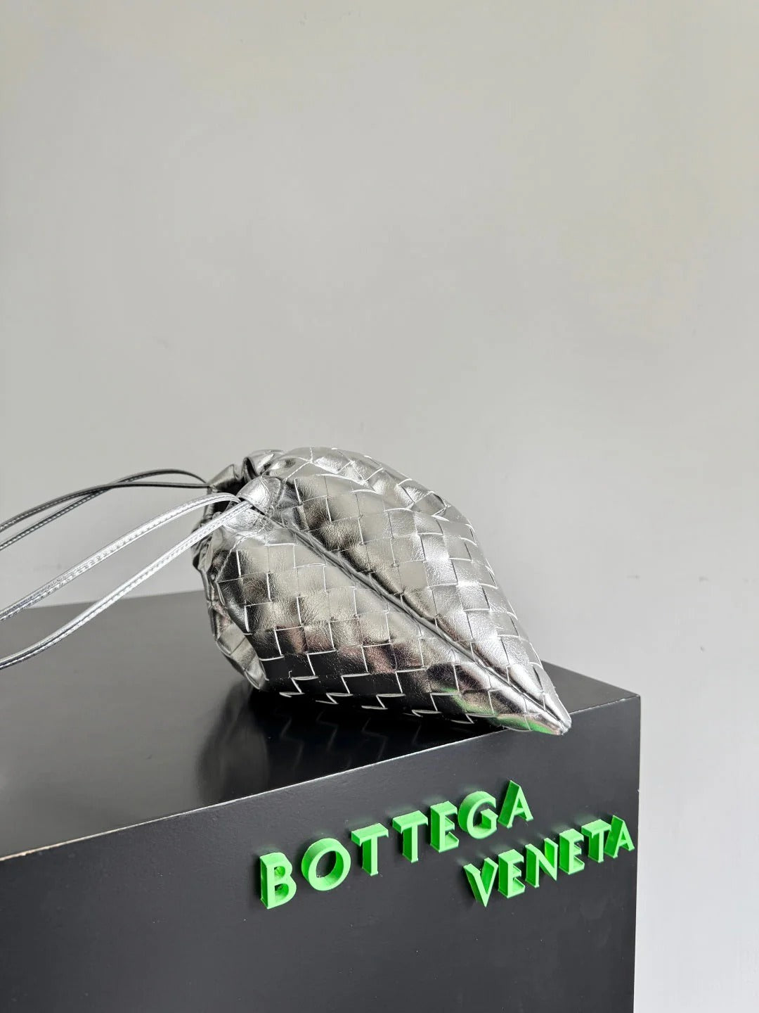 Bottega Veneta 2026 Dust Bag Silver Laminated Leather