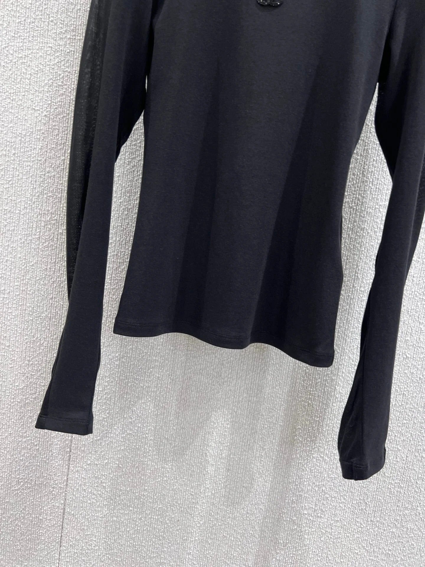 CHANEL 25S LONG-SLEEVE T-SHIRT STYLE 123
