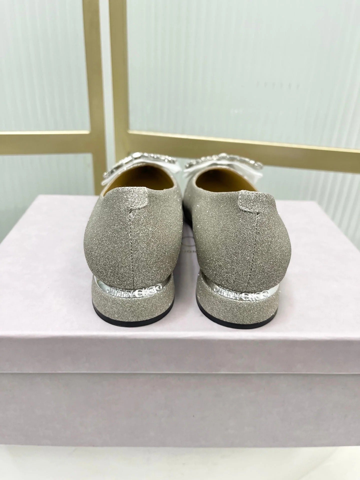 Jimmy 26s Pointed Toe Pump 25 Silver Glitter Cowhide 605967
