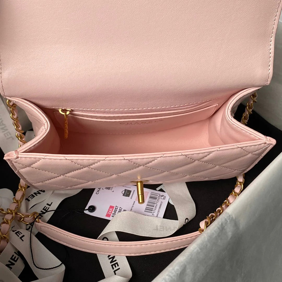 CC  25S FLAP BAG 21 CM IN LIGHT PINK LAMBSKIN WITH TOP HANDLE