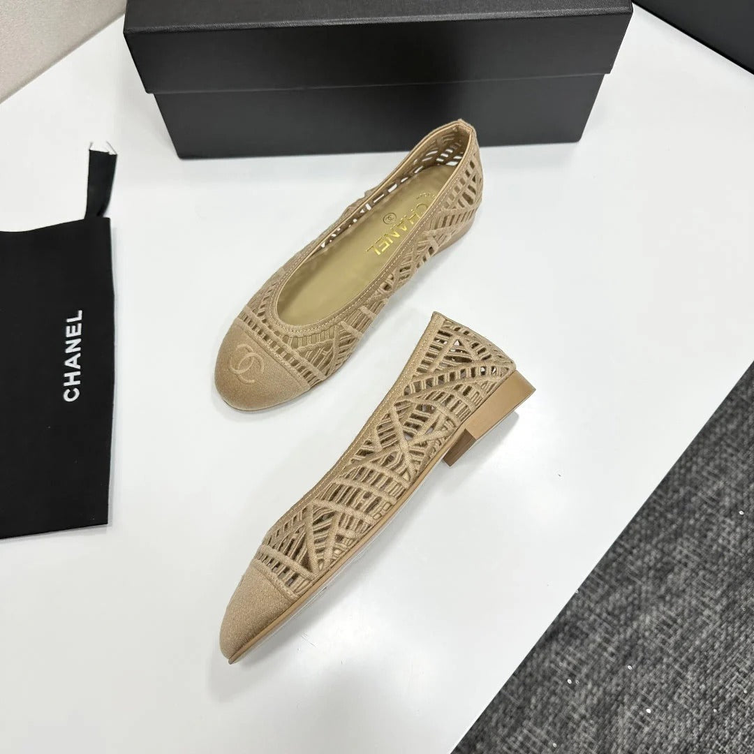 CC 26s Ballet Flats Beige Canvas Leather 626300