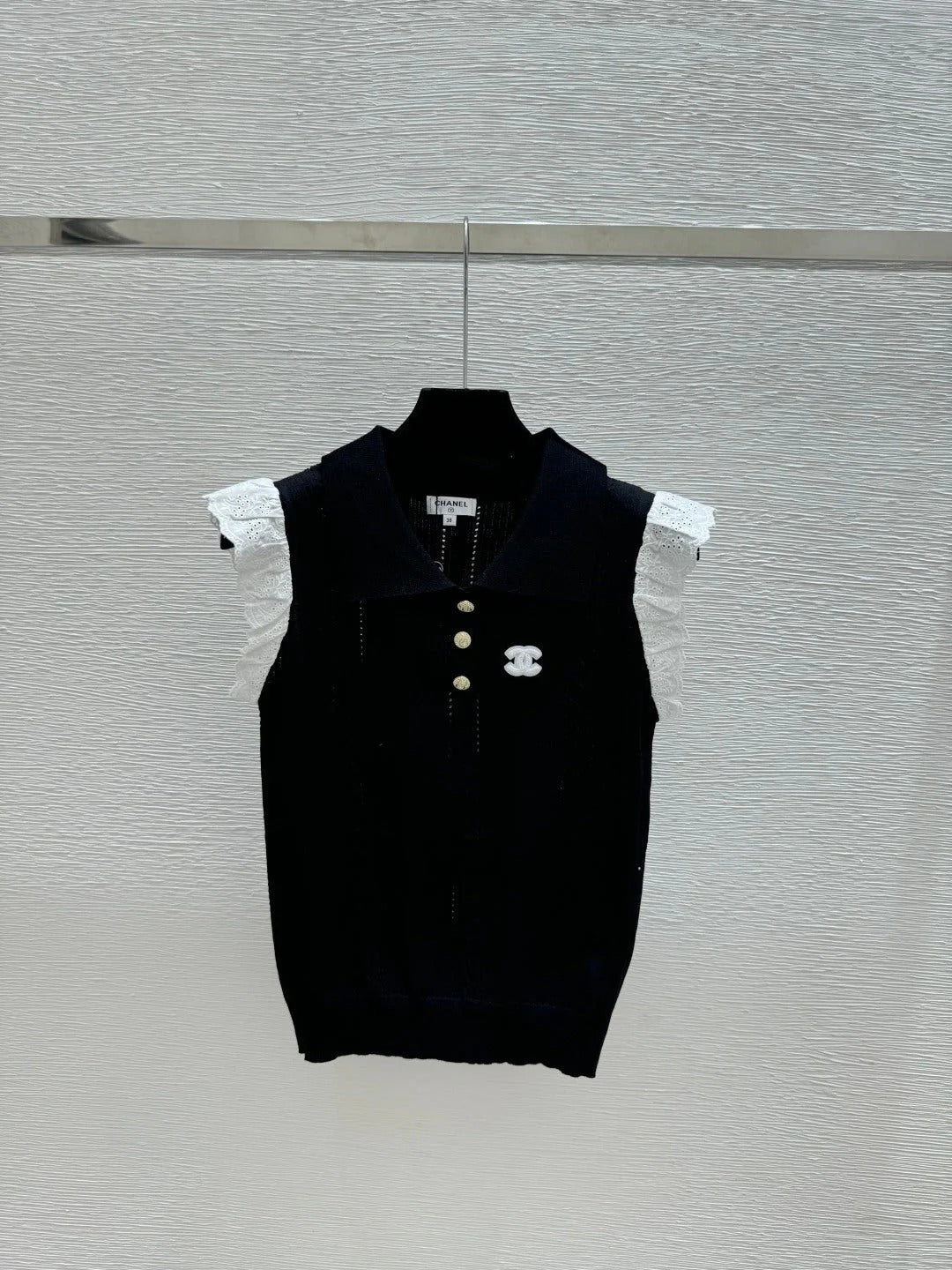 Miumiu 2026 Collar Knitted Vest Black and White Wool 227566