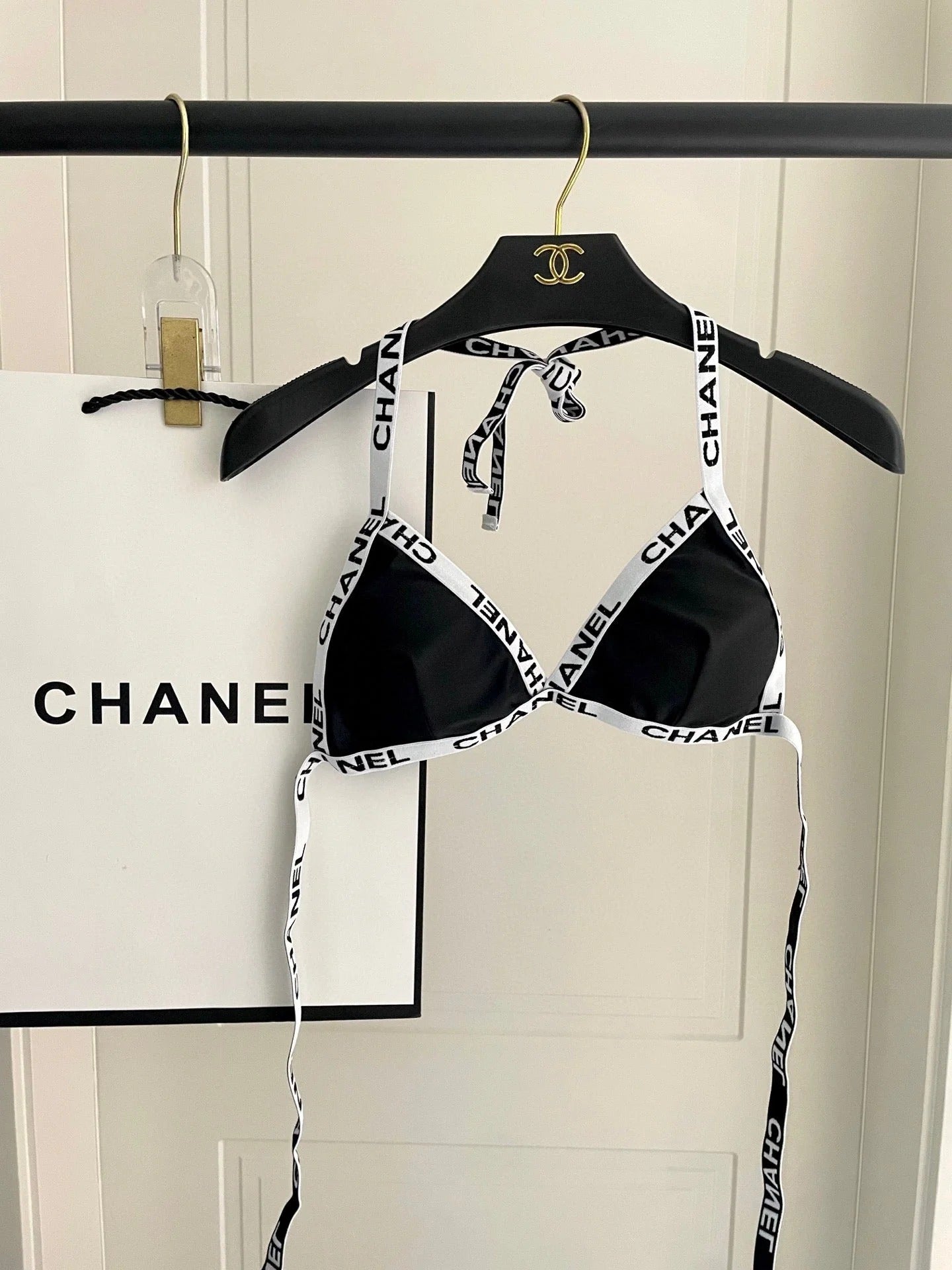 CC BIKINI SWIMSUIT SET IN BLACK WITH WHITE TRIM 627832