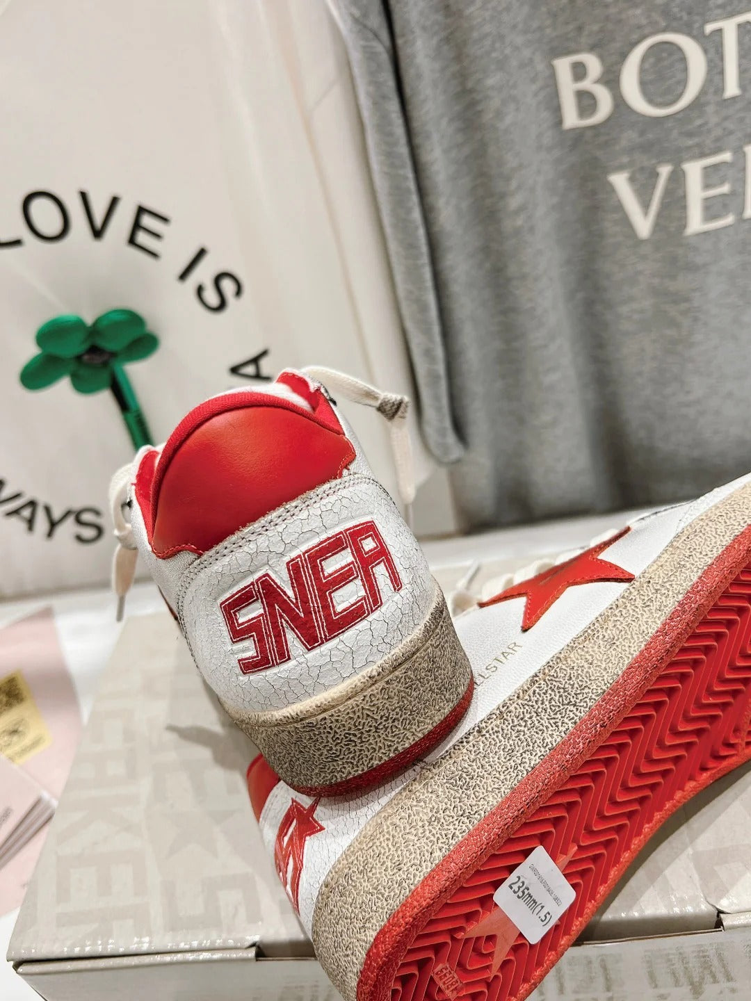 Golden Goose 2026 Deluxe Brand White Red Cowhide 429784