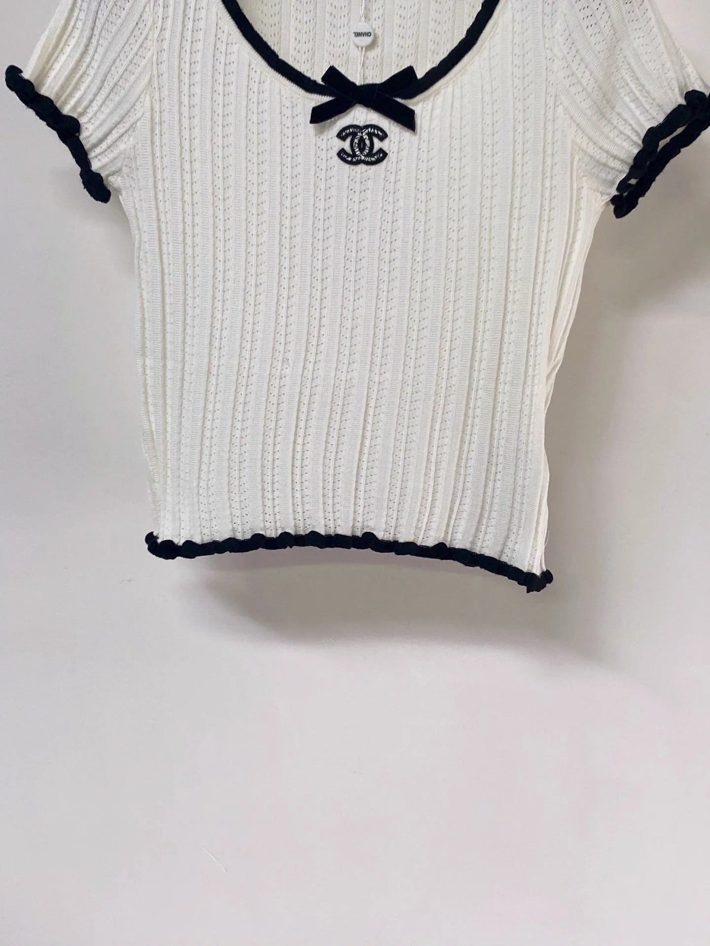 Chanel 2026 Bow Detail Short-Sleeve Knit White Viscosa 463561