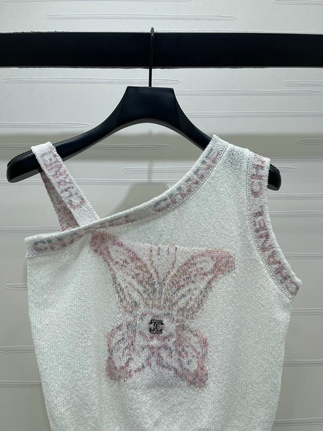 Chanel 2026 Butterfly Off-Shoulder Knitted Vest Wool Cashmere