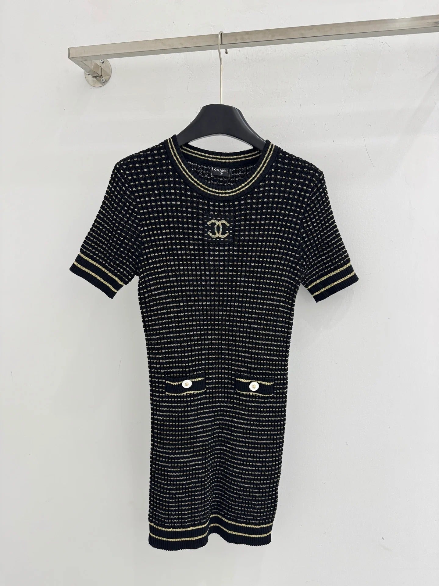 Chanel 2026 Knitted Short-Sleeve Dress Off-white and Black Tencel Nylon