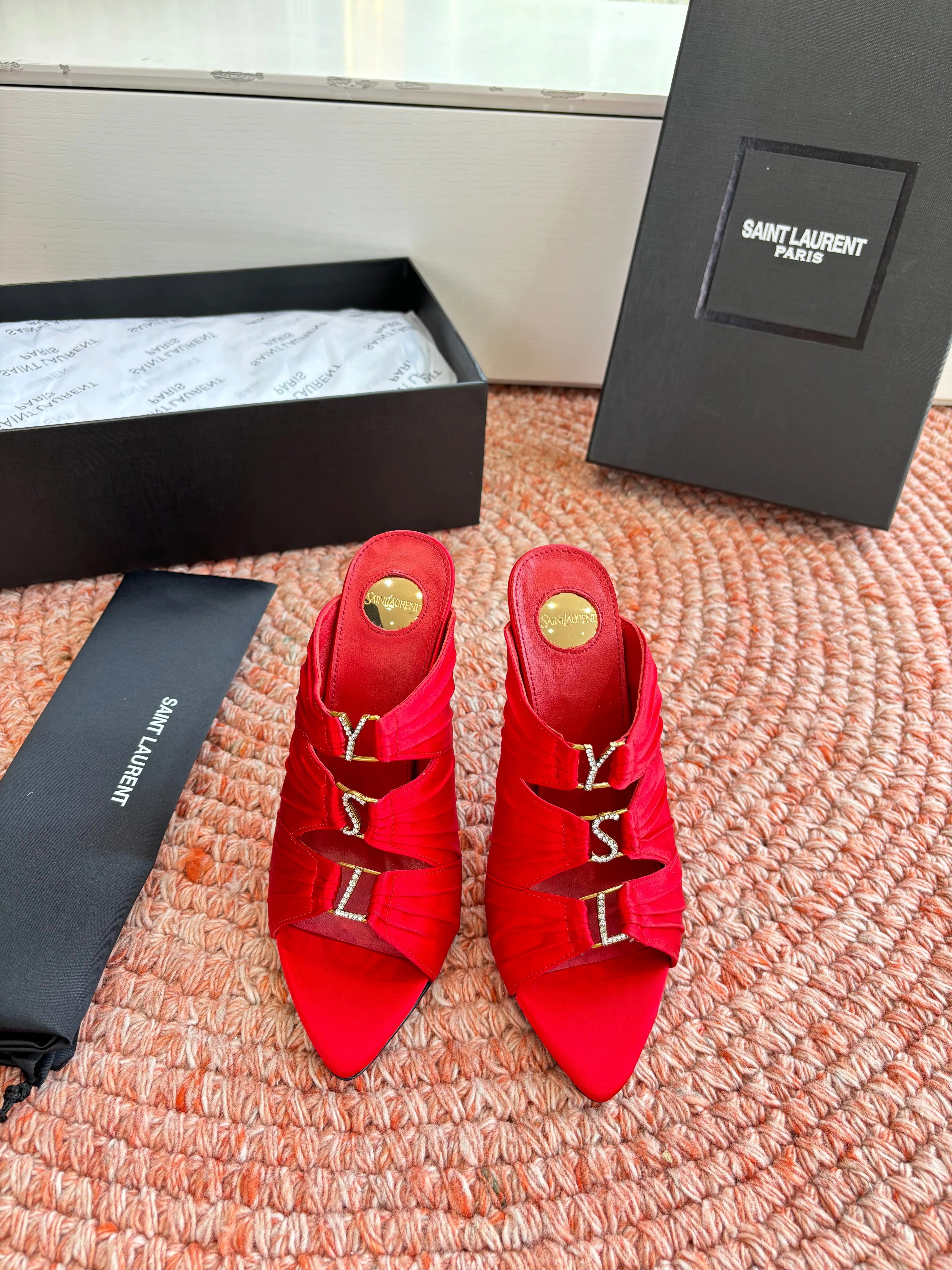 YSL 26ss Pointed High Heels Sandals 110 Red Silk Leather 648790