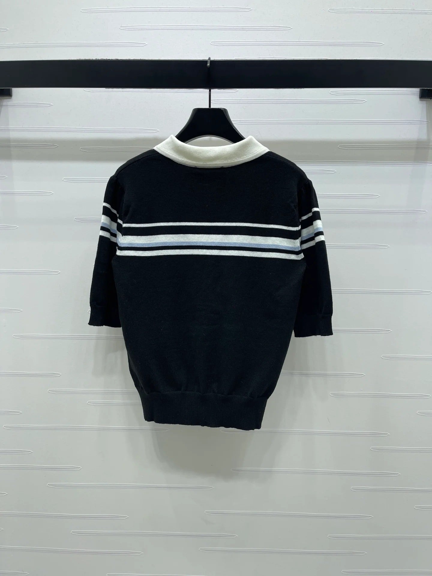 Miumiu 2026 Pan Collar Knit Short-sleeved Top Cream and Black Tencel 352458