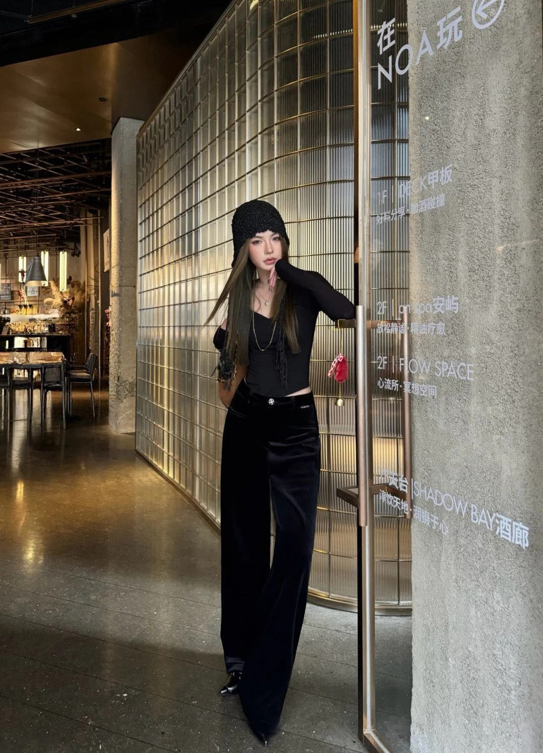 CHANEL 25S STRAIGHT-LEG VELVET PANTS 445