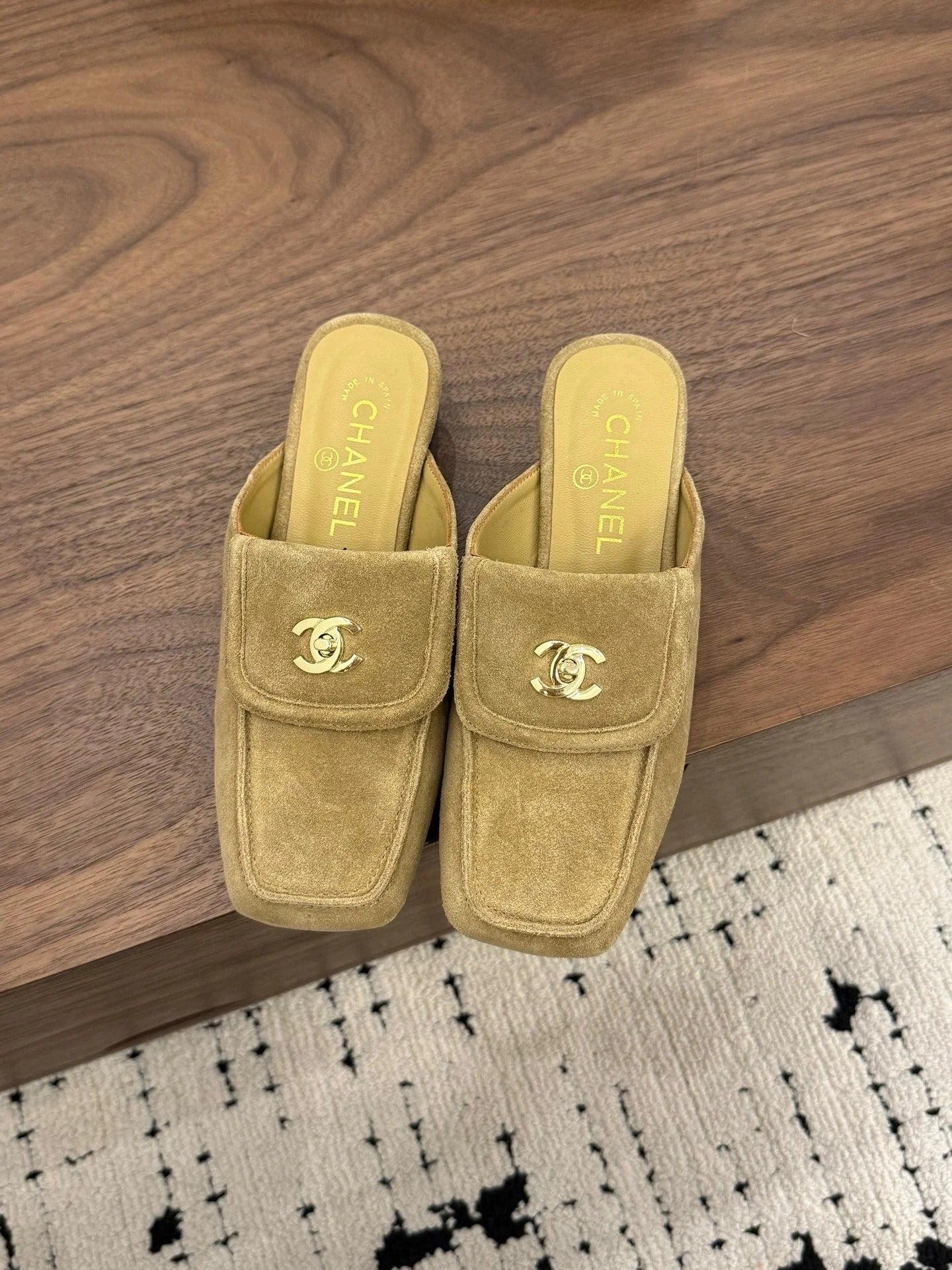 Chanel 2026 Double C Buckle Square Toe Mule 857282