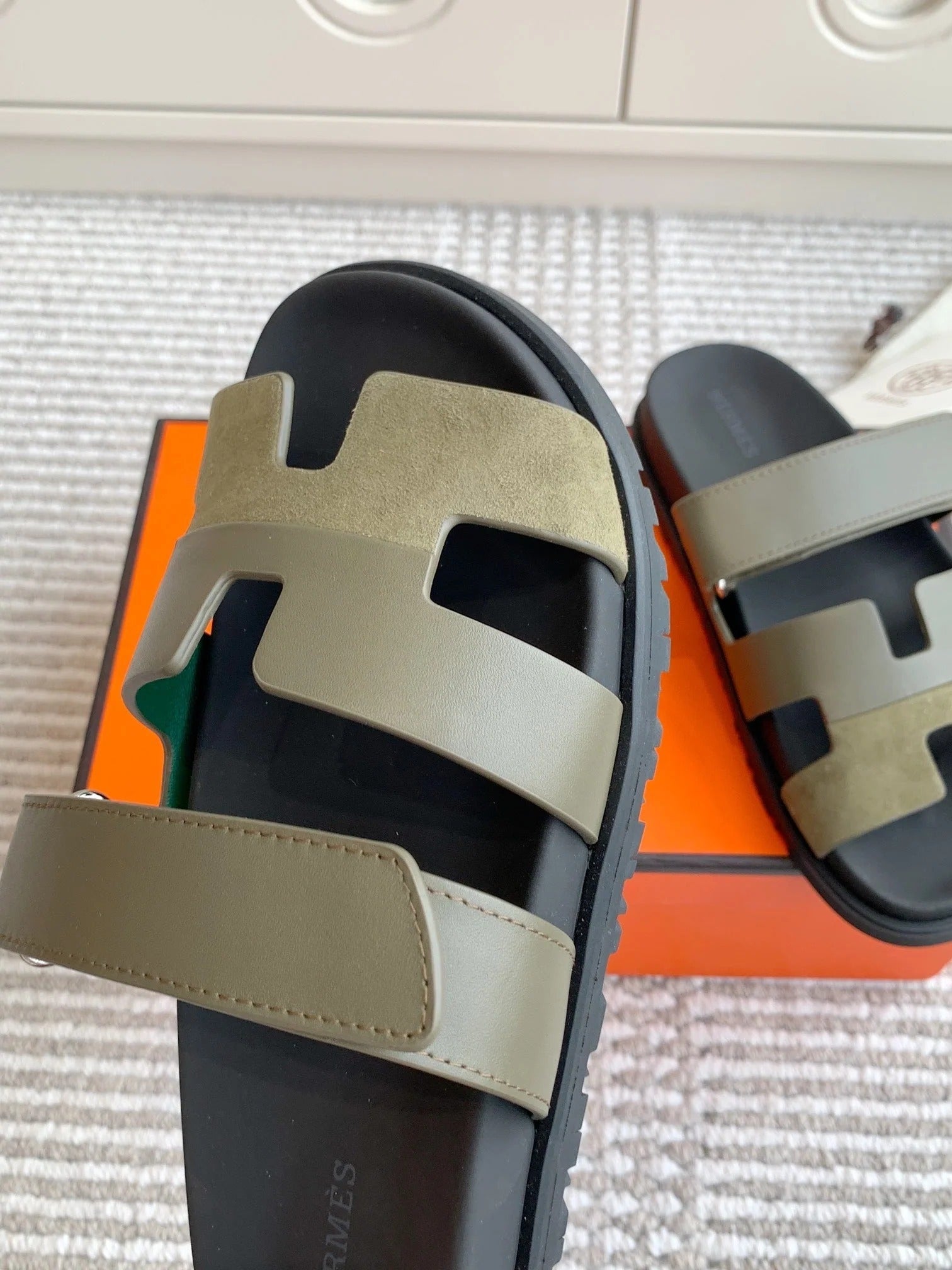 Hermes 2026 Chypre Sandal Suede Calfskin 982185