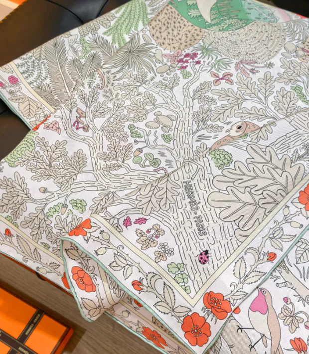 Hermes 2026 Dans les Bras de Selene Silk Scarf