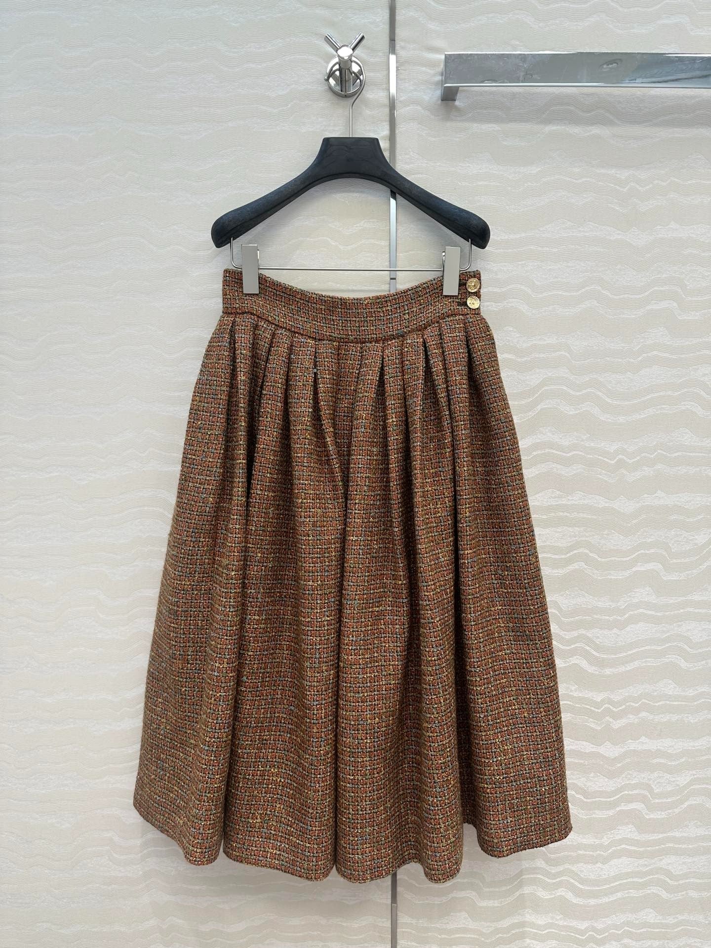 CHANEL SKIRT STYLE 44
