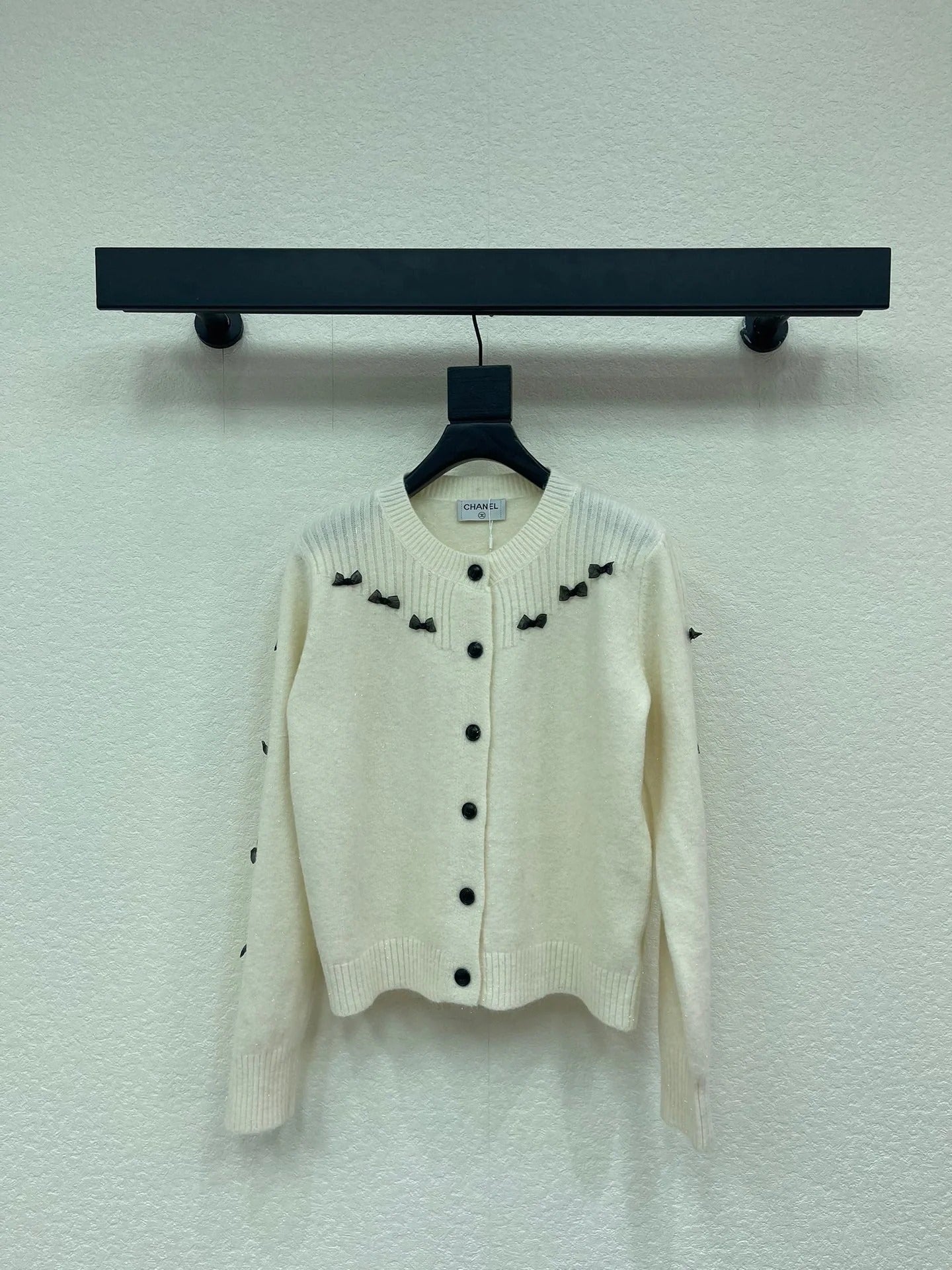 CC 26 Wool Cardigan With Small Bow 331297