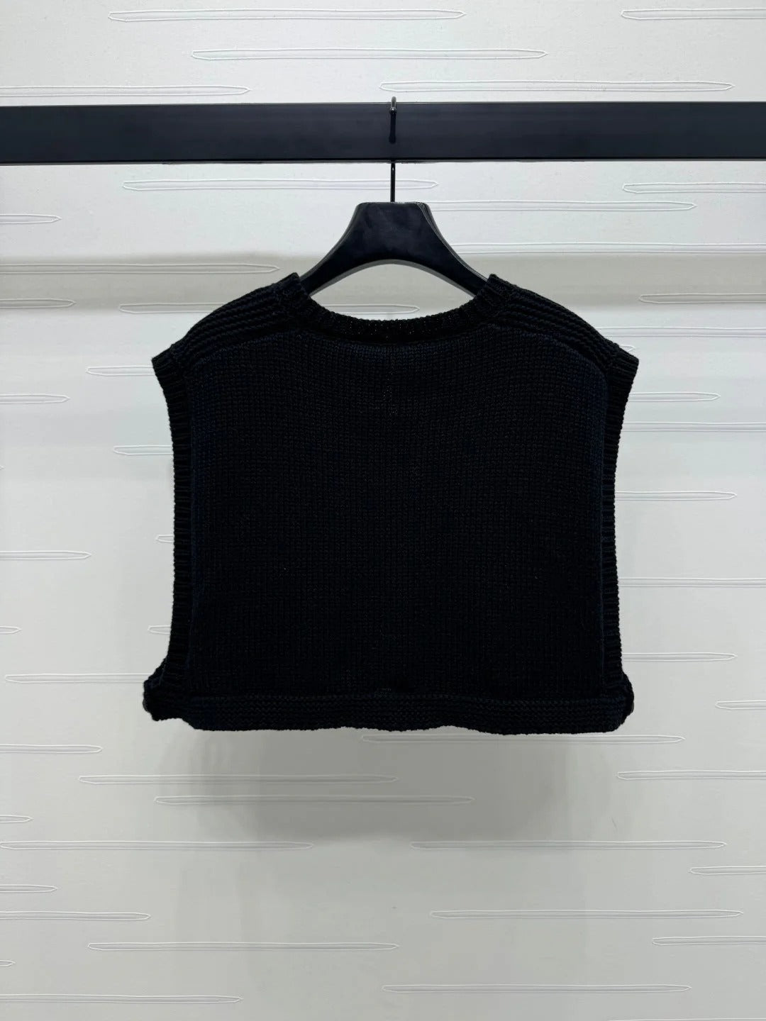 CHANEL CROPPED KNIT SWEATER 269386
