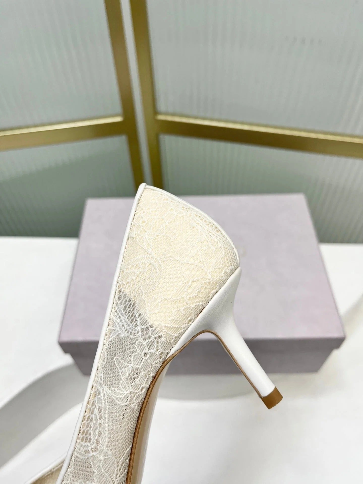 Jimmy 26s Heel Pump 65 Ivory Beige Lace Sheepskin 605951