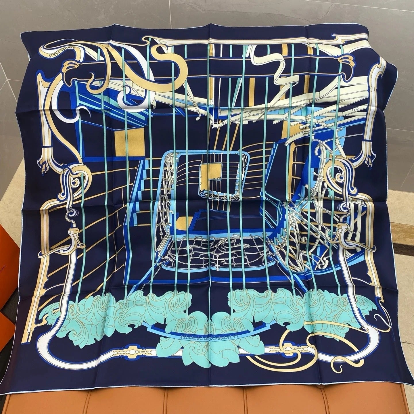 HERMES 25S SCARF 90 IN SILK 718489