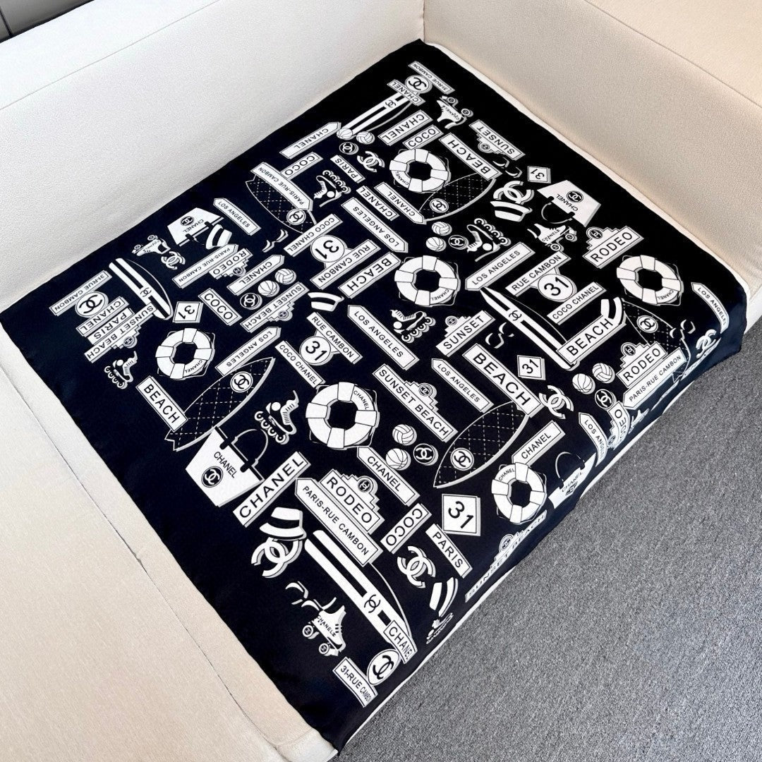 CHANEL 25S SCARF 90 IN SILK 729053