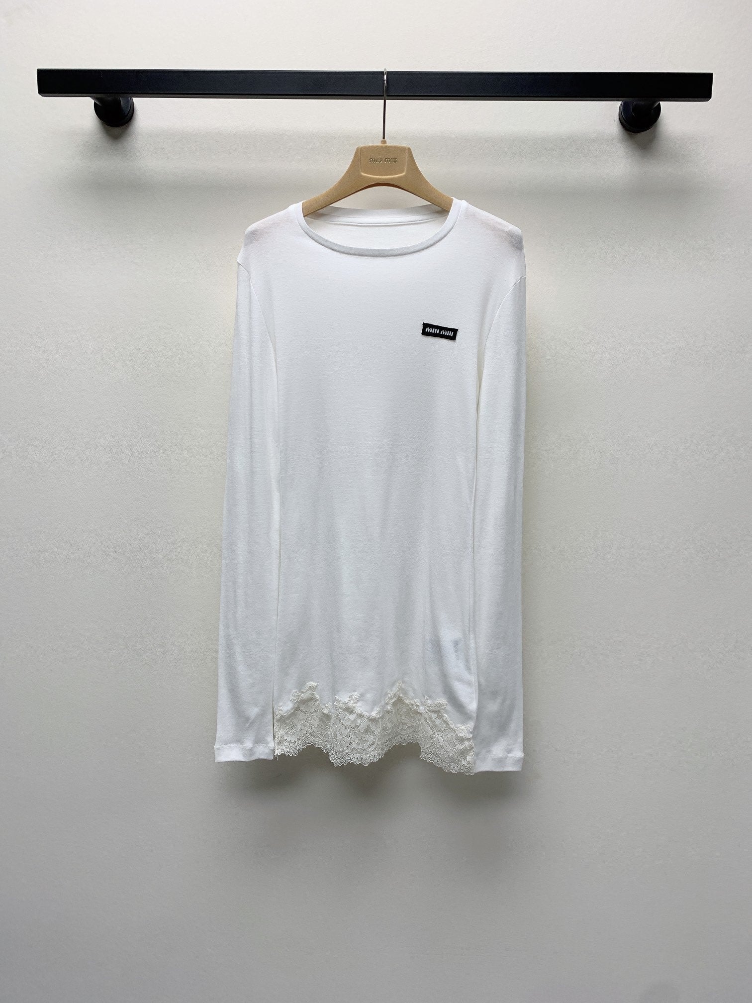 MIUMIU LIGHTWEIGHT BREATHABLE LACE TEE 268130