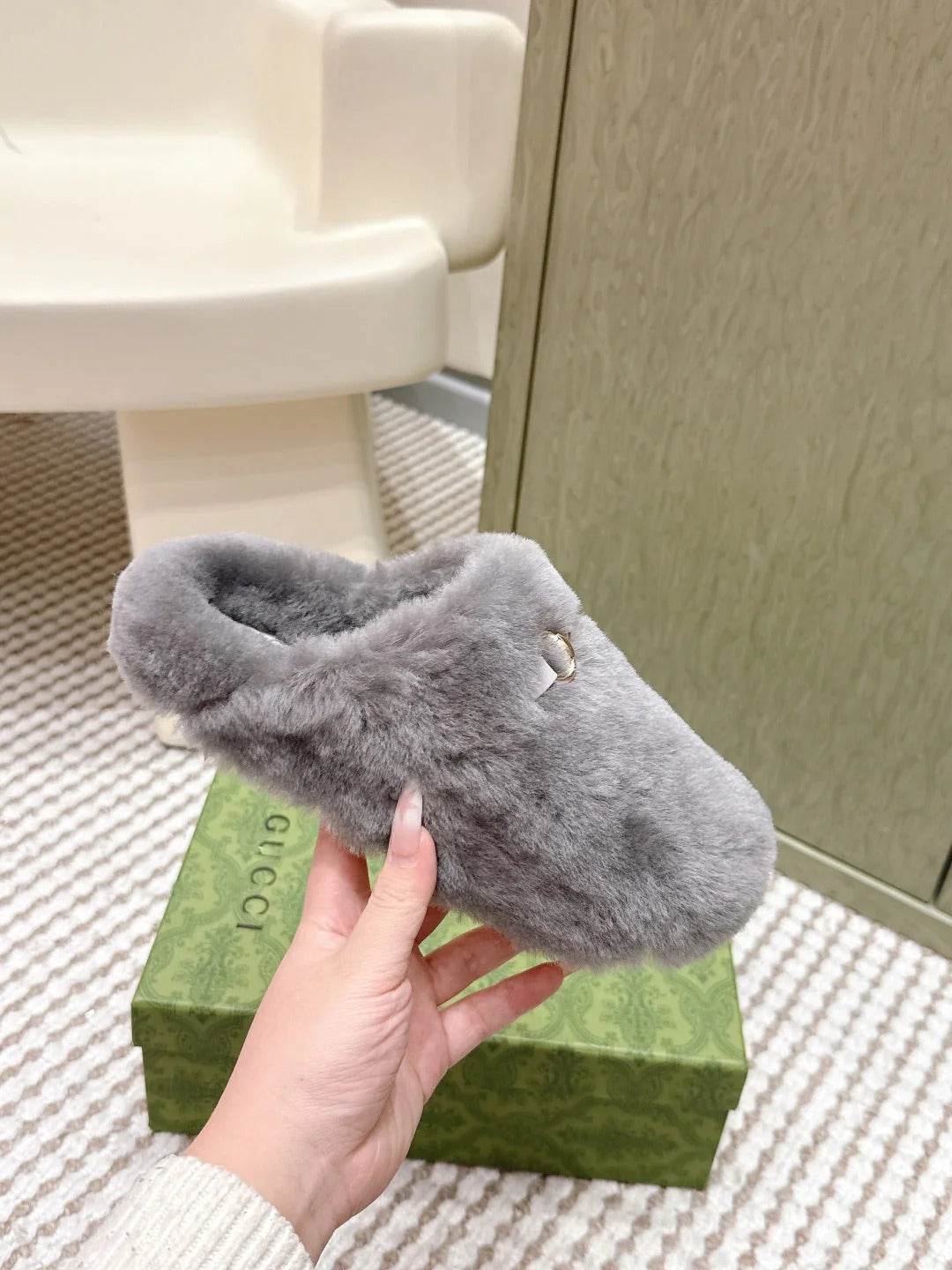 GG 26ss Loafers Rhinestones Gray Wool 612028