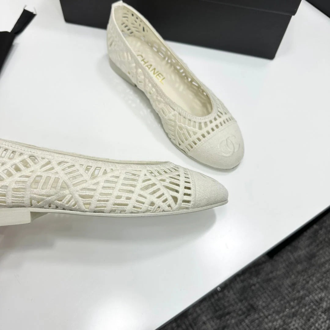 CC 26s Ballet Flats Ivory Canvas Leather 626298