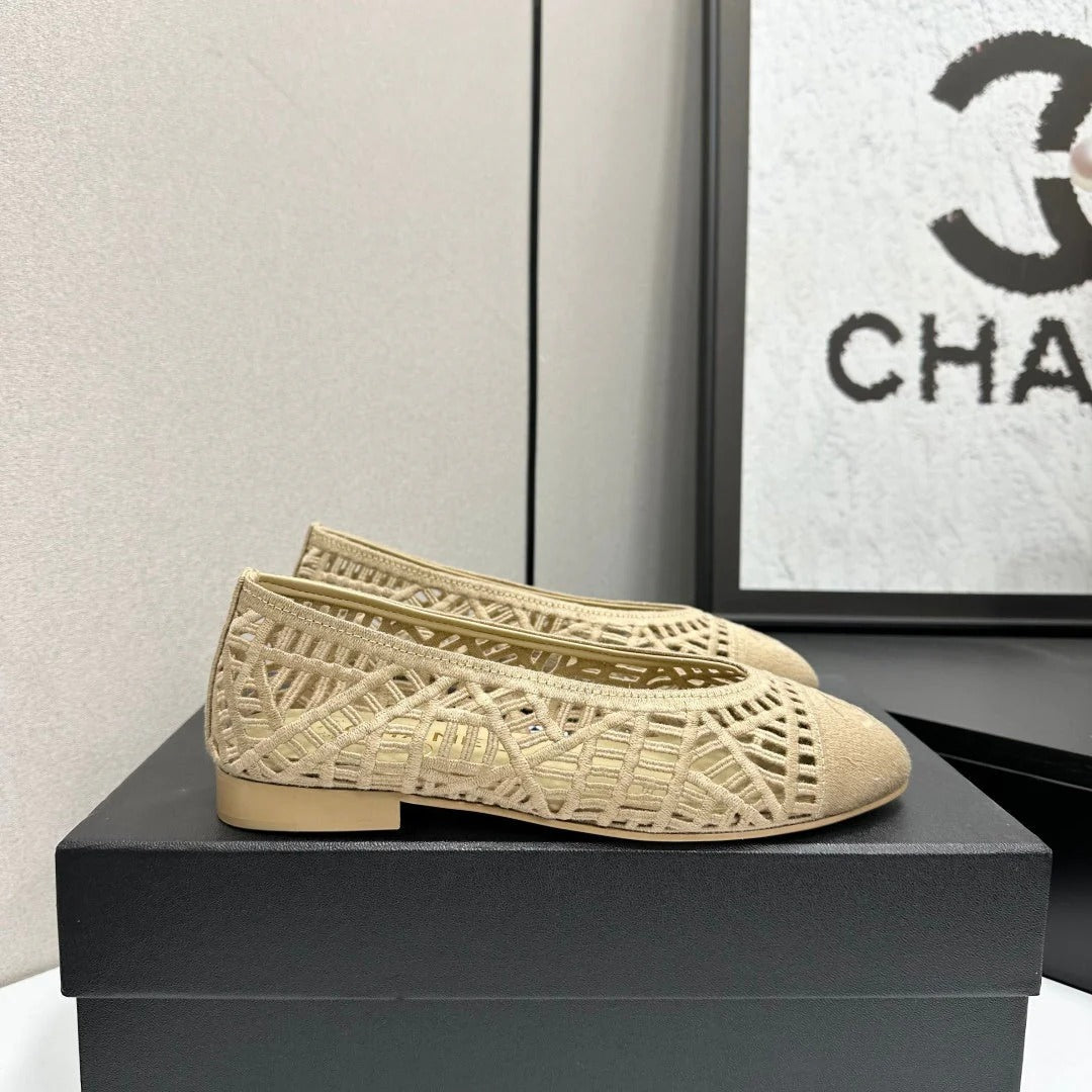 CC 26s Ballet Flats Beige Canvas Leather 626300