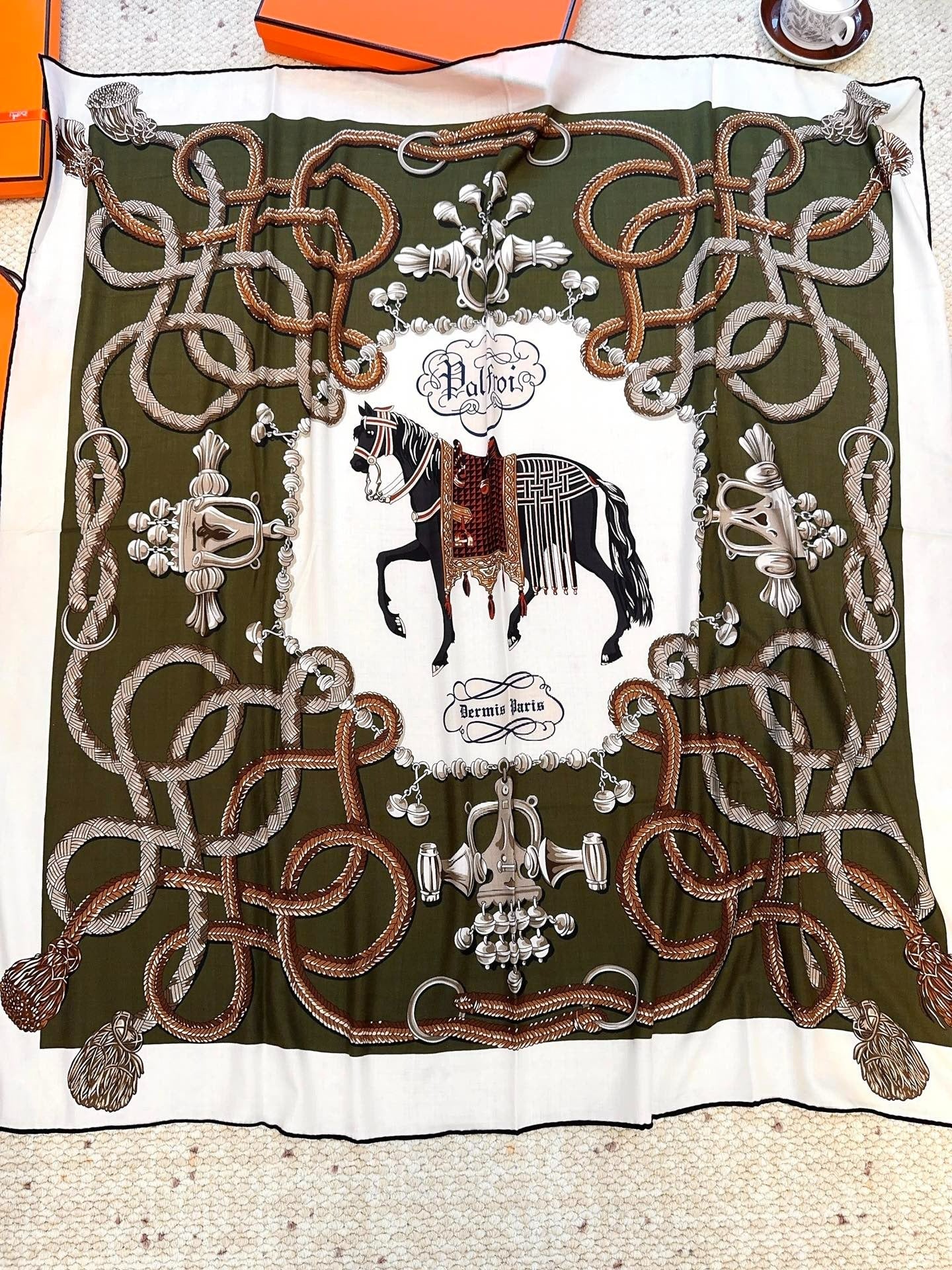 HERMES 25S SCARF 140 IN CASHMERE SILK 854538