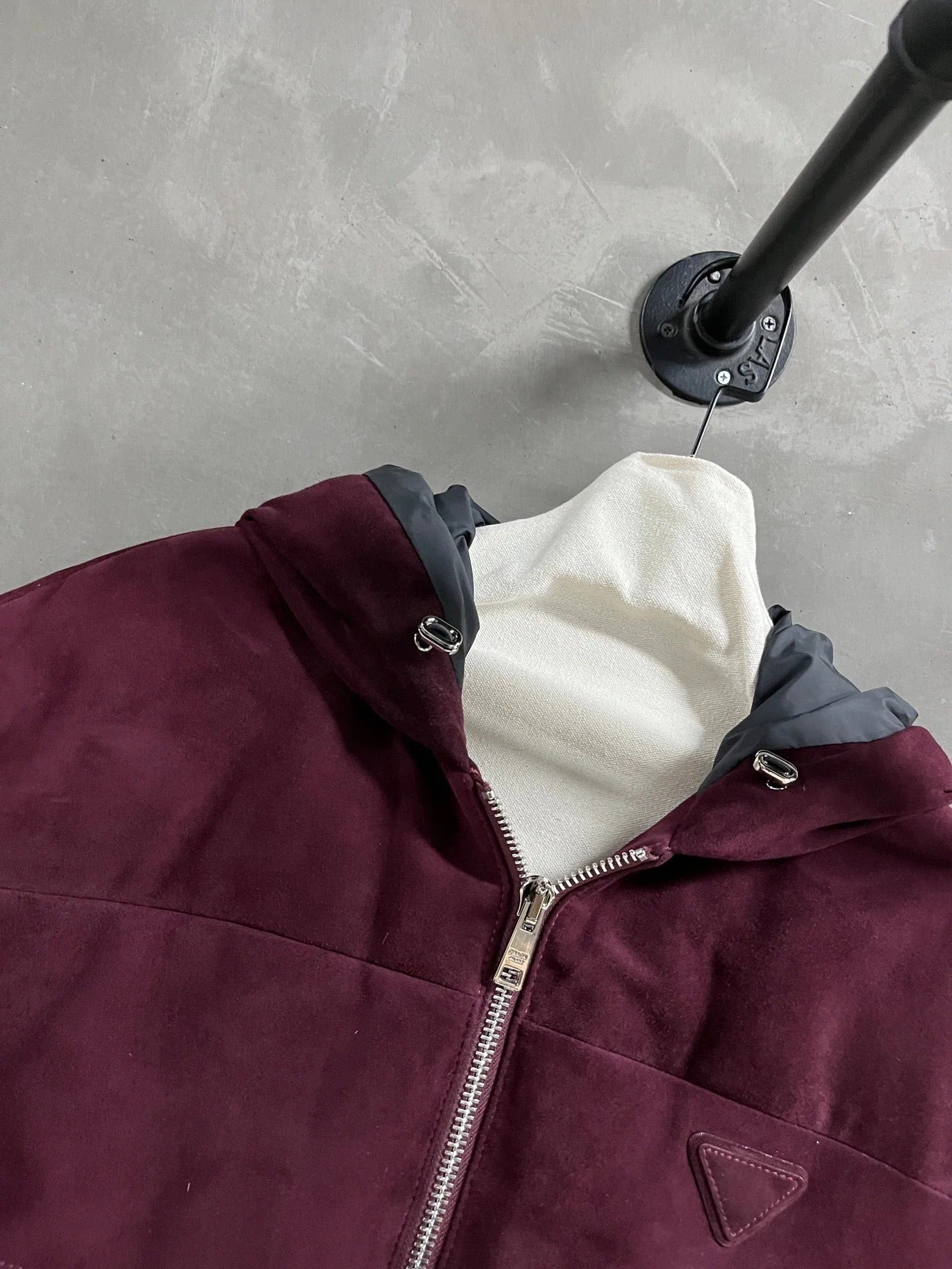 PRADA 25S SUEDE DOWN VEST 385