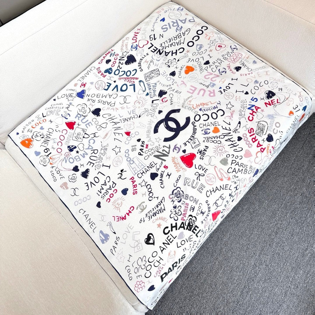 CHANEL 25S SCARF 90 IN SILK 730662