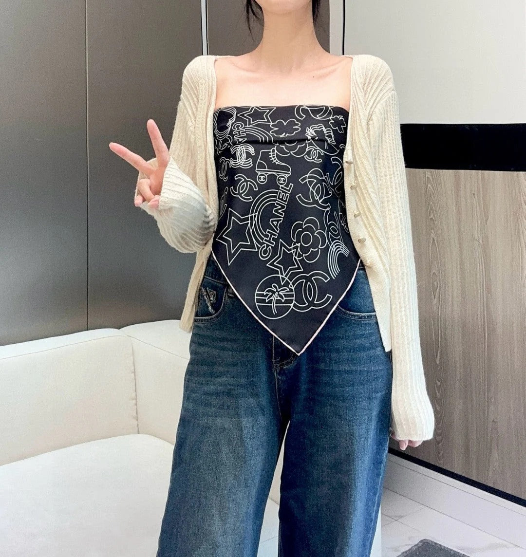 CHANEL 25S SCARF 90 IN TWILL SILK 740295