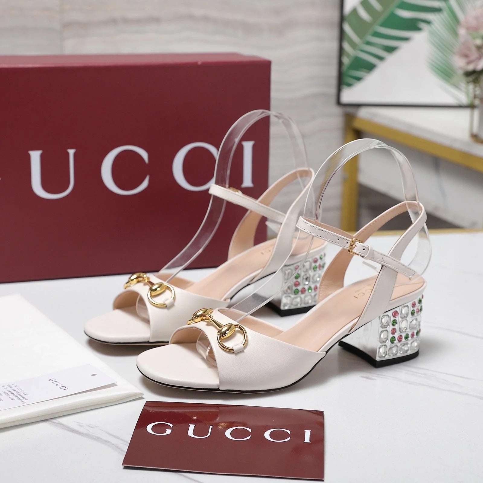 GG 26ss Sandals 55 White Beige Sheepskin 601094