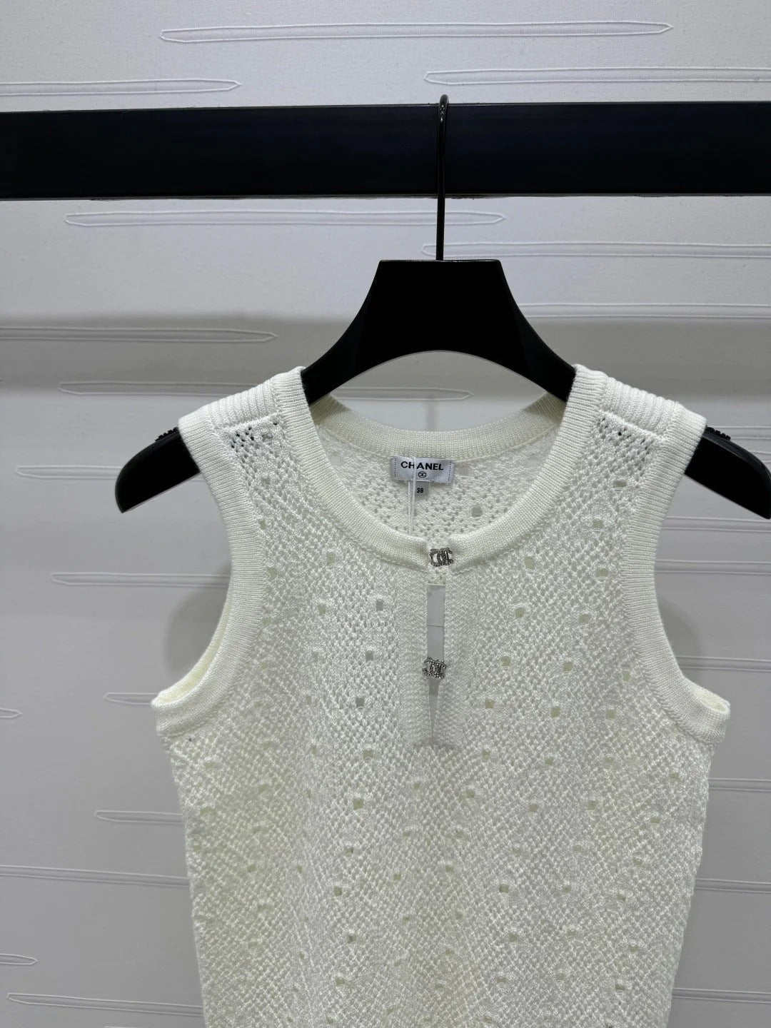 CHANEL SHORT-SLEEVE OPEN-KNIT TOP 274861